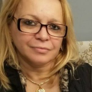 Meet your Posher, Emilia